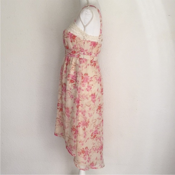 Kimchi Blue Floral Dress with Lace Trim - Picture 2 of 15